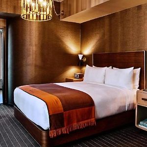 Hotel Aela Suites Near Igi Airport By Gross Group